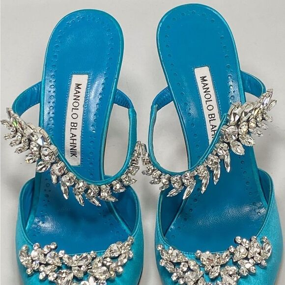 Manolo Blahnik Lurum 90 Embellished Satin Mules size 39.5 - Picture 3 of 12